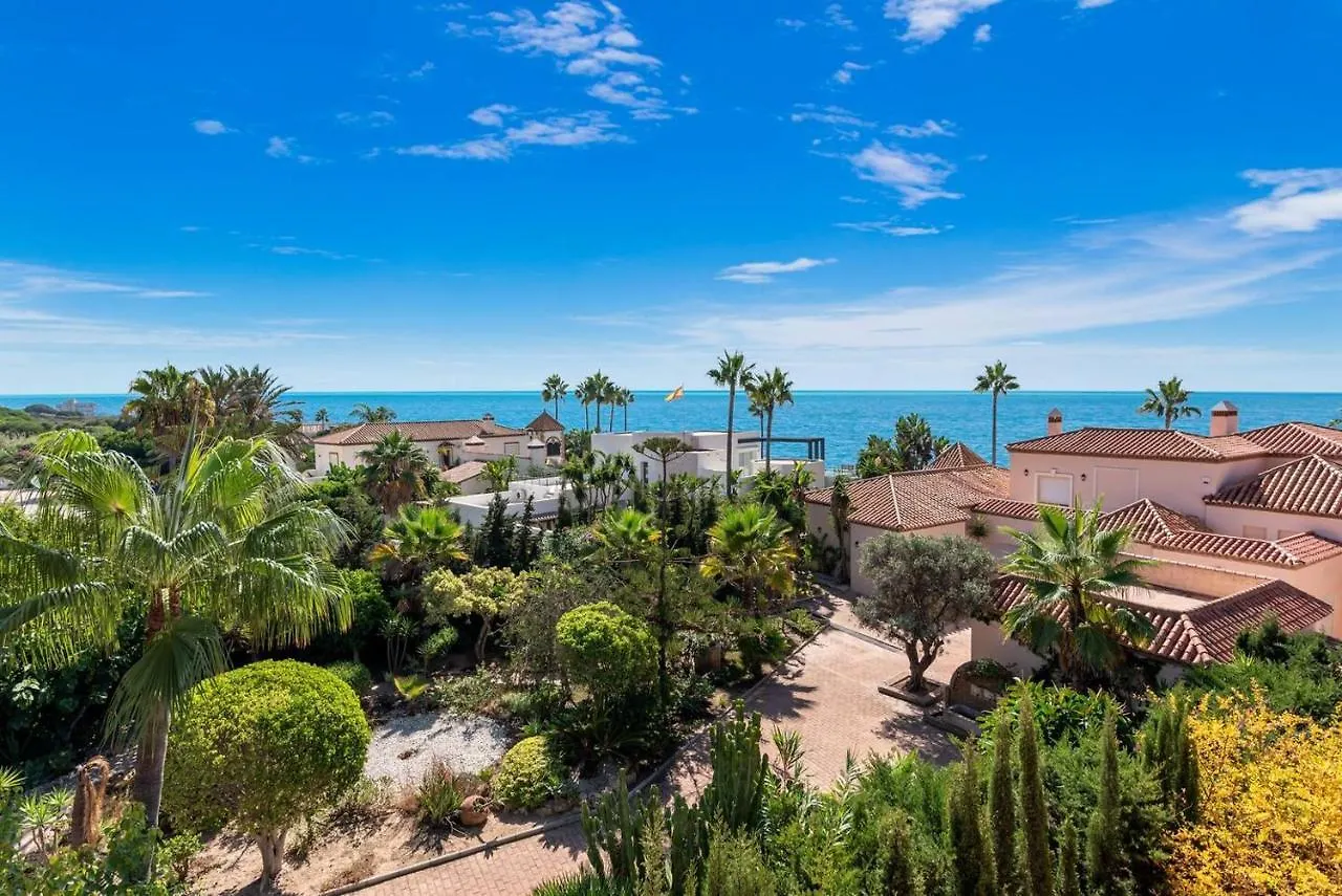 Apartment Las Dunas De Marbella - Beachfront 3 Bed Townhouses