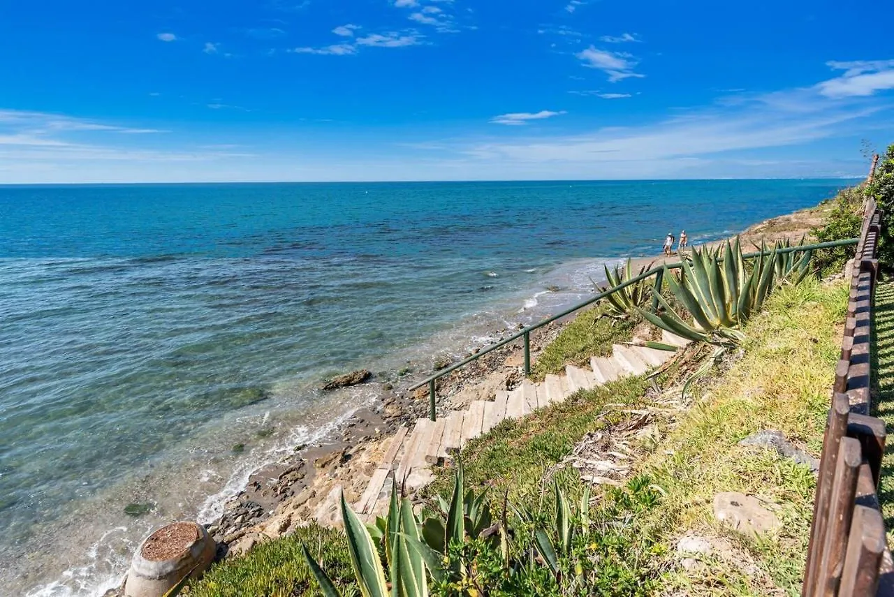 Las Dunas De Marbella - Beachfront 3 Bed Townhouses 아파트