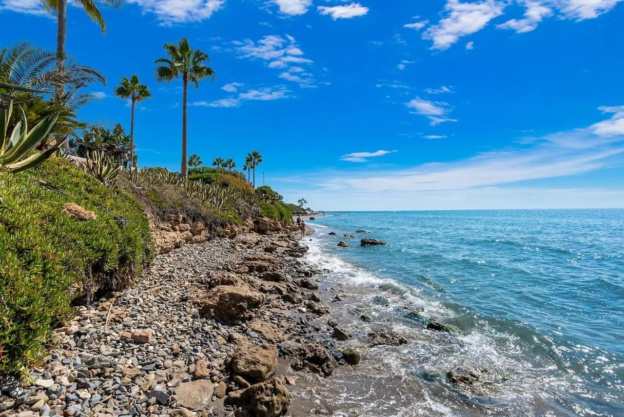 Las Dunas De Marbella - Beachfront 3 Bed Townhouses 0*,  Spain