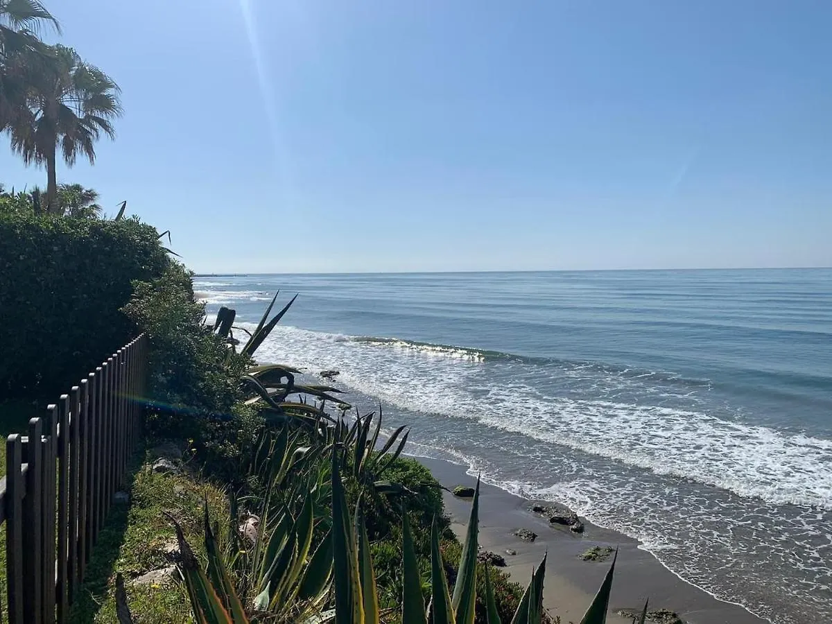 Las Dunas De Marbella - Beachfront 3 Bed Townhouses 아파트