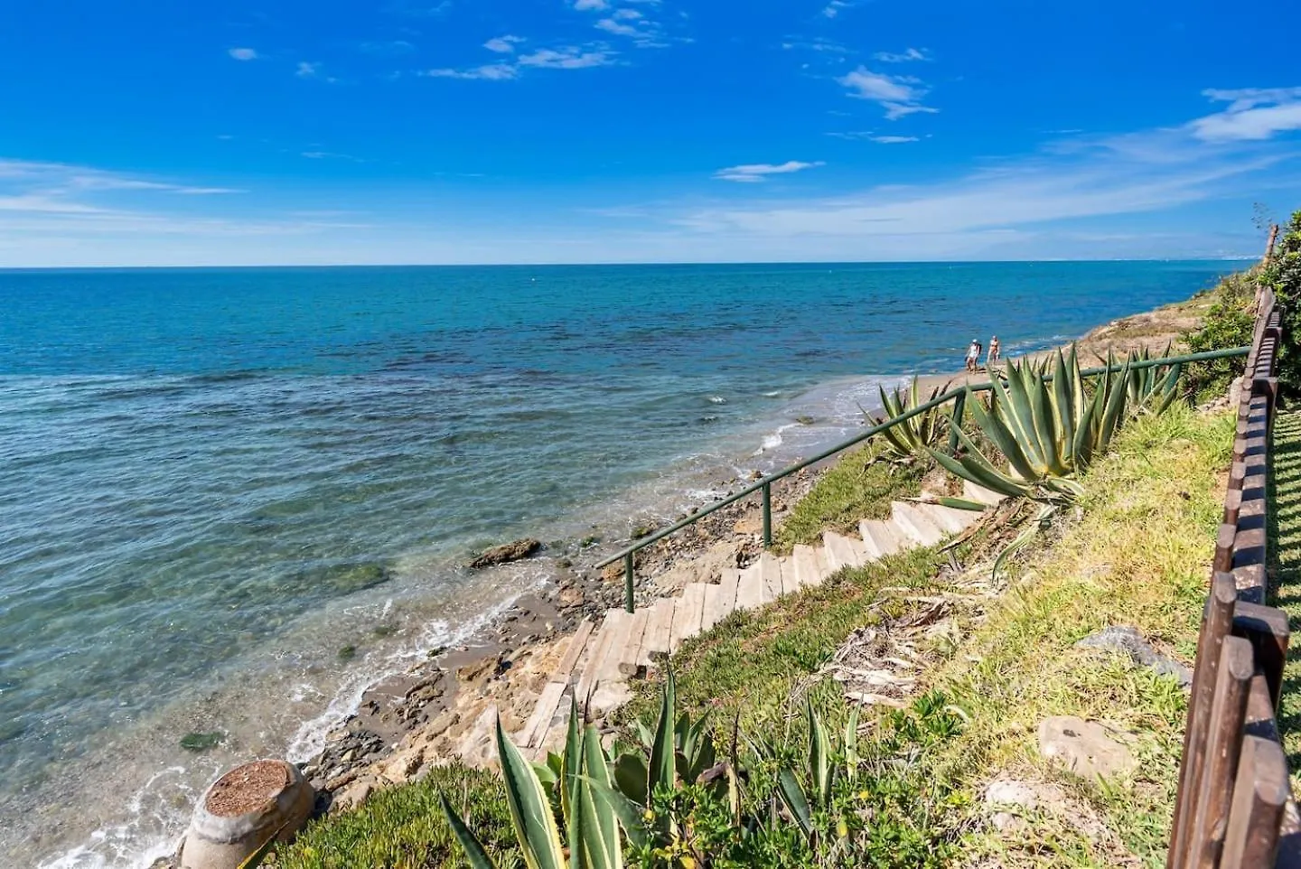 Apartment Las Dunas De Marbella - Beachfront 3 Bed Townhouses Spain