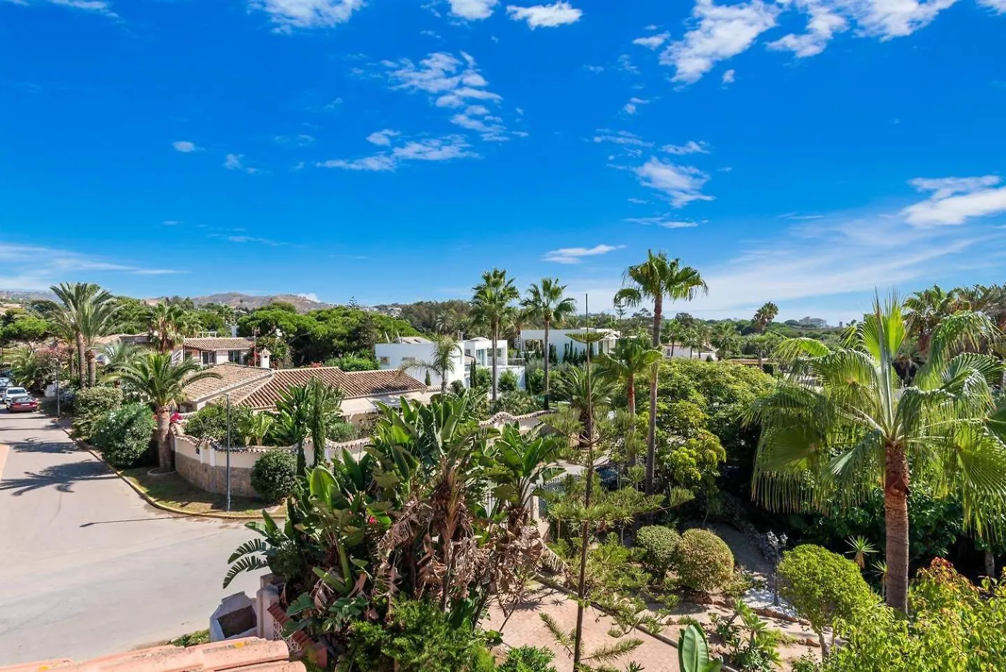 Las Dunas De Marbella - Beachfront 3 Bed Townhouses 0*,