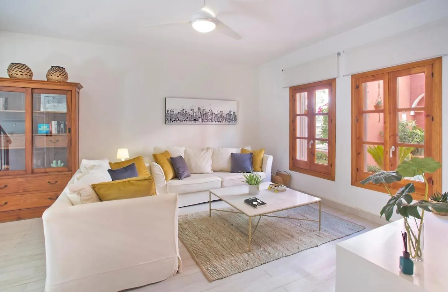Las Dunas De Marbella - Beachfront 3 Bed Townhouses