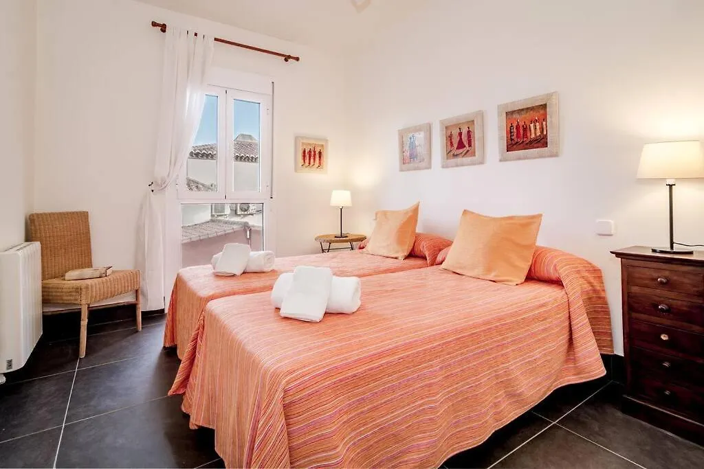 Apartment Las Dunas De Marbella - Beachfront 3 Bed Townhouses