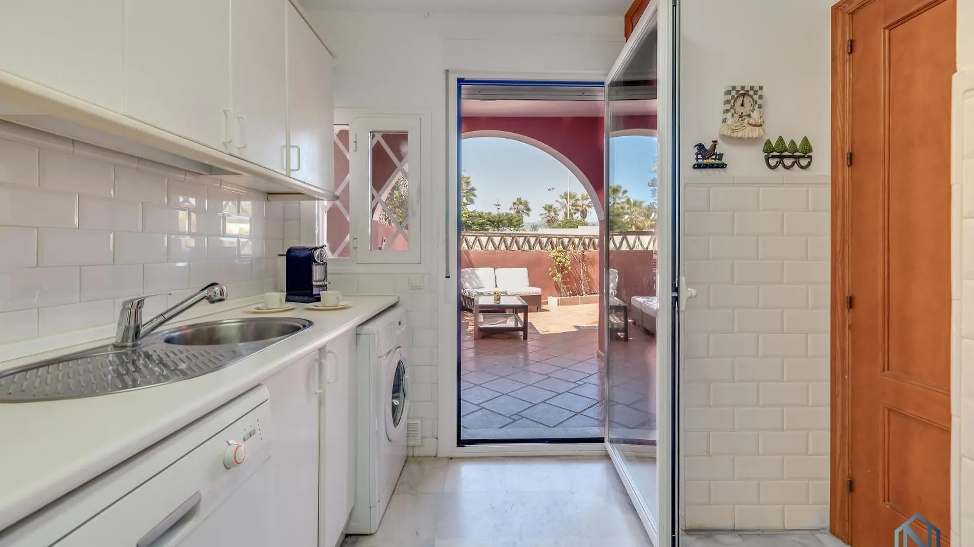 Las Dunas De Marbella - Beachfront 3 Bed Townhouses 아파트